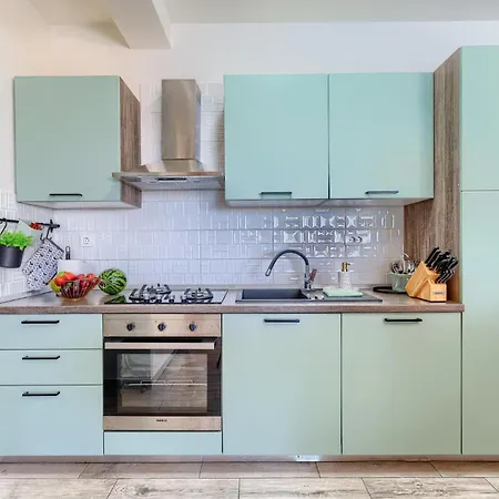 بيت للعطل Two-bedroom In *
